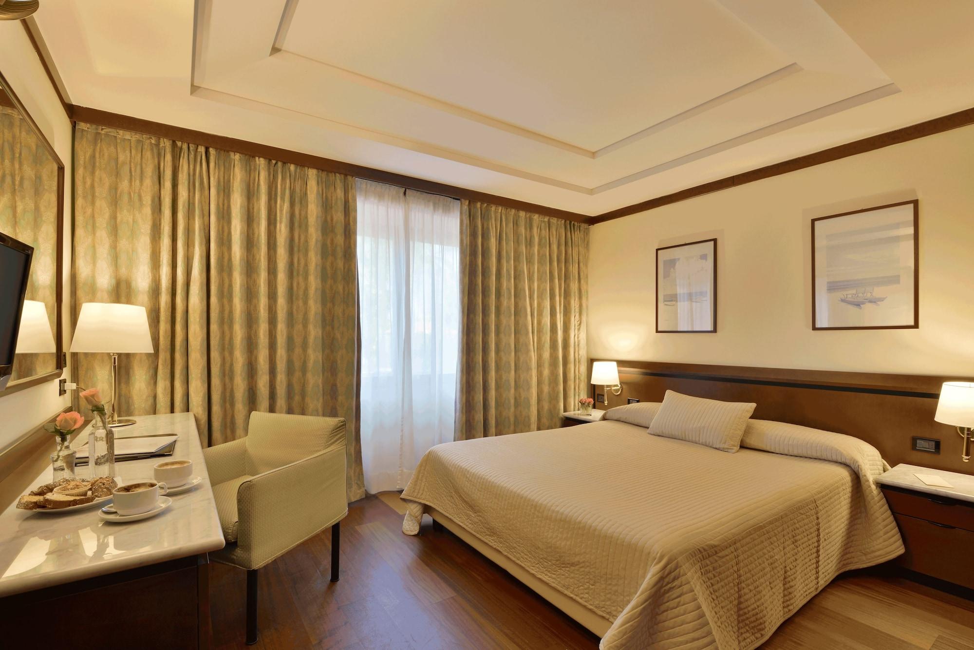Hotel Ariston Paestum Exterior photo