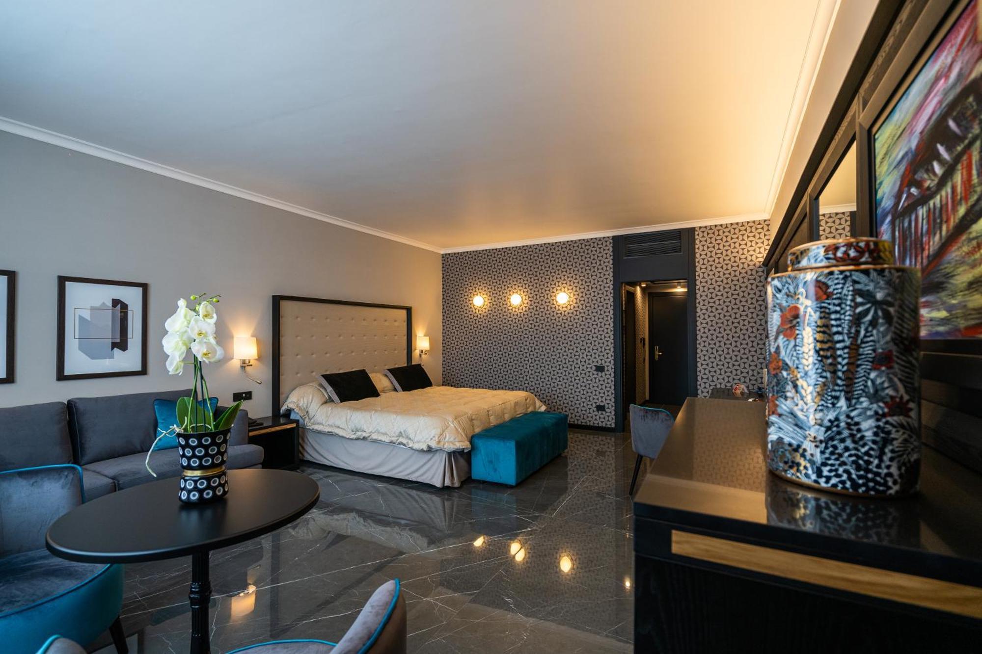 Hotel Ariston Paestum Exterior photo
