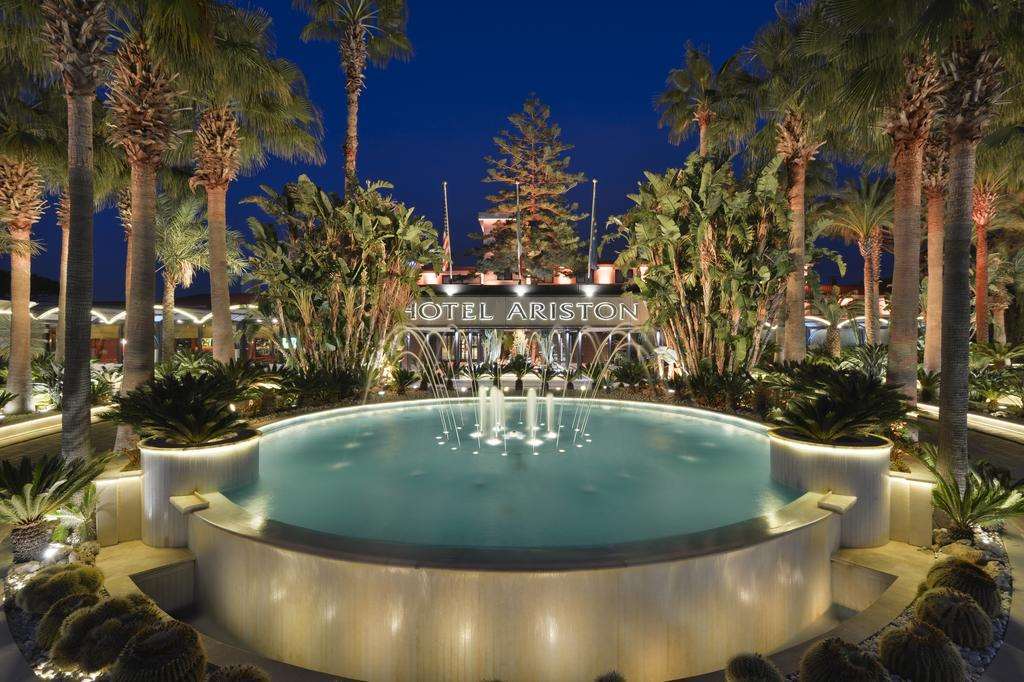 Hotel Ariston Paestum Exterior photo