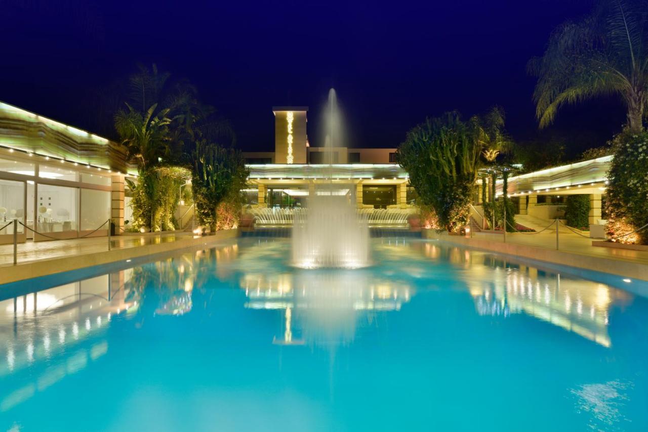 Hotel Ariston Paestum Exterior photo